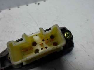 Recambio de mando elevalunas trasero derecho para mazda premacy (cp) 1999-2005 td active referencia OEM IAM   