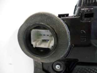 Recambio de cerradura puerta trasera izquierda para toyota auris 2006-2012 luna referencia OEM IAM    2