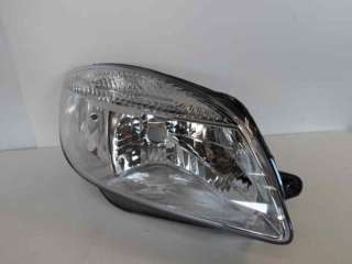 Recambio de faro derecho para skoda fabia (5j2 ) 2007-2014 referencia OEM IAM 2742527 10119581001 SK3244803