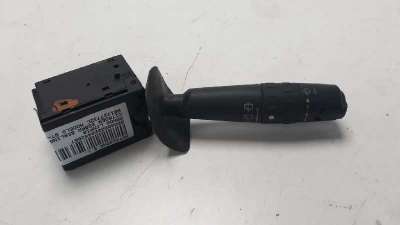 Recambio de mando limpia para citroën xsara berlina 1997-2005 referencia OEM IAM 96132773ZL  