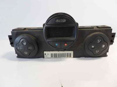 Recambio de mando climatizador para renault megane ii berlina 5p 2002-2009 luxe privilege referencia OEM IAM 8200070752  