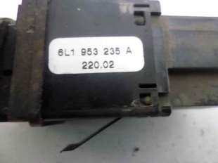 Recambio de warning para seat ibiza (6l1) 2001-2009 sport referencia OEM IAM 6L1953235A   2