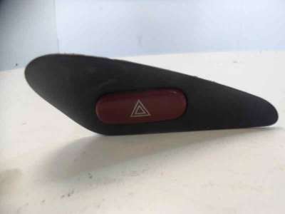 Recambio de warning para peugeot 406 berlina (s1/s2) 1995-2005 sr referencia OEM IAM 963040347A  