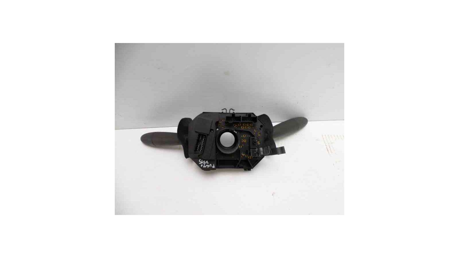 Recambio de mando multifuncion para fiat punto berlina (188) 1999-2002 1.2 8v elx (i) referencia OEM IAM    Recambio de mando multifuncion para fiat punto berlina (188) 1999-2002 1.2 8v elx (i) referencia OEM IAM