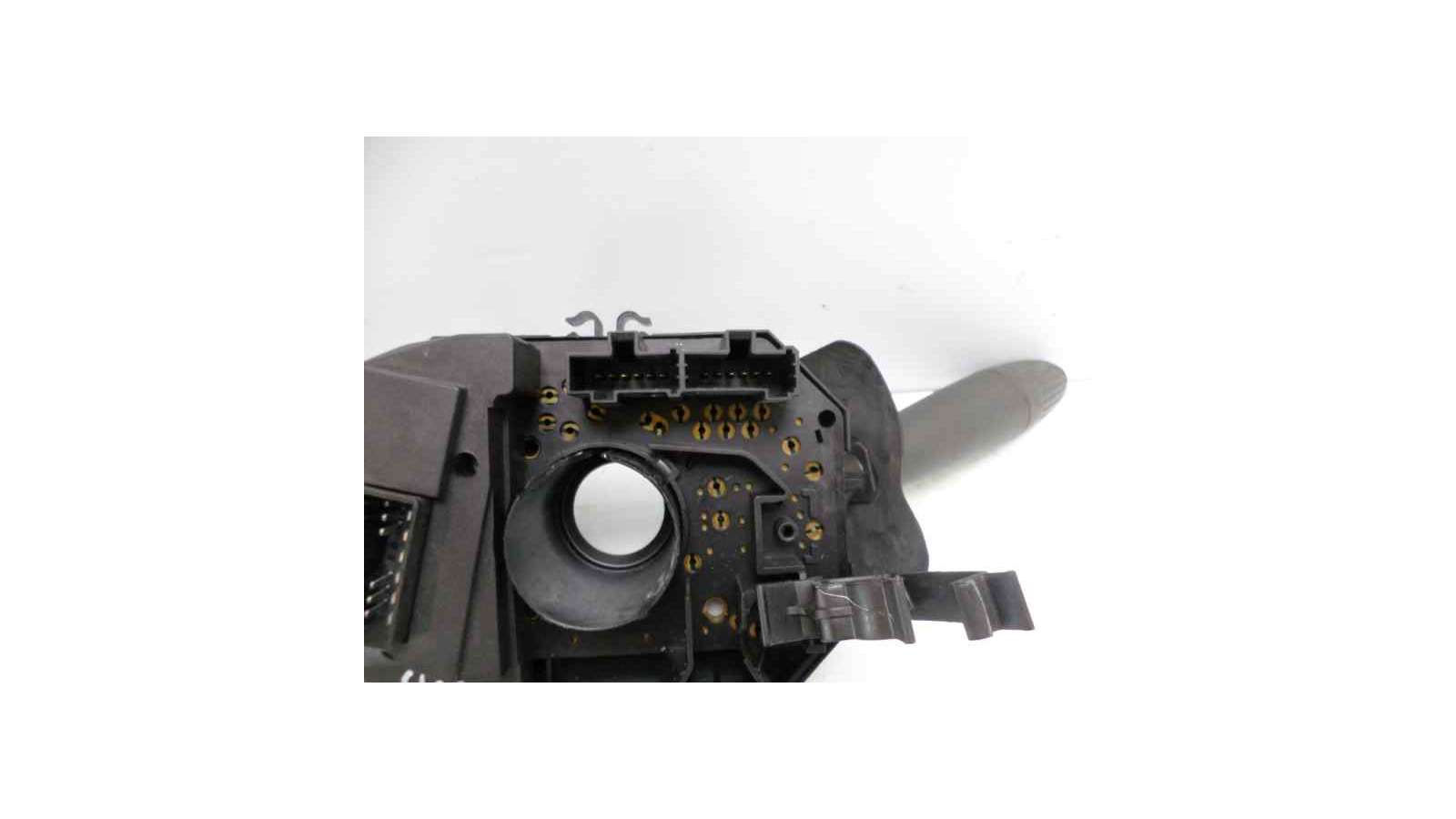 Recambio de mando multifuncion para fiat punto berlina (188) 1999-2002 1.2 8v elx (i) referencia OEM IAM    Recambio de mando multifuncion para fiat punto berlina (188) 1999-2002 1.2 8v elx (i) referencia OEM IAM