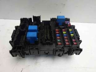 Recambio de caja reles / fusibles para nissan pixo (uao) 2009-2013 acenta referencia OEM IAM 68K10  