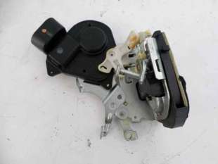 Recambio de cerradura puerta trasera derecha para toyota lexus is 200 (gxe10) 1998-2005 2.0 cat referencia OEM IAM 6933053031   2