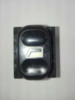 Recambio de mando elevalunas delantero izquierdo para citroën xantia berlina 1997-2002 2.0 hdi 90/110 attraction referencia OEM 
