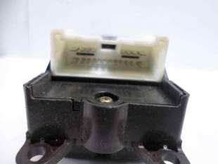 Recambio de mando elevalunas delantero izquierdo para toyota lexus is 200 (gxe10) 1998-2005 2.0 cat referencia OEM IAM 840405302 2
