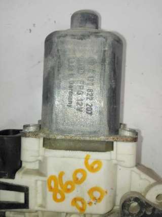 Recambio de elevalunas delantero derecho para smart forfour 2004-2006 1.1 cat referencia OEM IAM 0130822207  