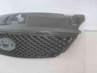 Recambio de rejilla delantera para ford mondeo berlina (ge) 2000-2007 referencia OEM IAM 1357021 FD1092001 30400000