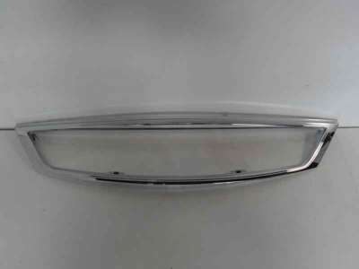 Recambio de rejilla delantera para ford mondeo berlina (ge) 2000-2007 referencia OEM IAM 1323911 FD1092305 30400008