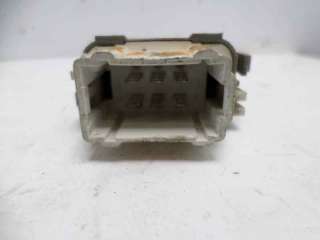 Recambio de mando elevalunas trasero derecho para renault megane ii berlina 5p 2002-2009 authentique referencia OEM IAM   