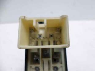 Recambio de mando elevalunas trasero derecho para kia cerato 2004-2007 1.6 cat referencia OEM IAM    2