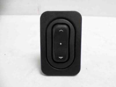 Recambio de mando elevalunas delantero derecho para opel corsa c 2000-2003 club referencia OEM IAM   
