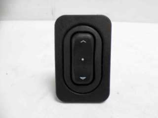 Recambio de mando elevalunas delantero derecho para opel corsa c 2000-2003 club referencia OEM IAM   