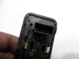 Recambio de mando elevalunas delantero derecho para opel corsa c 2000-2003 club referencia OEM IAM   