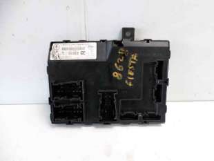 Recambio de caja reles / fusibles para ford fiesta (ccn) 2012-2017 ambiente referencia OEM IAM 116RA00084 F005V01750 DN1T15K600C