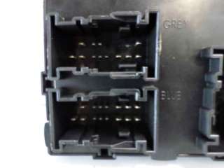 Recambio de caja reles / fusibles para ford fiesta (ccn) 2012-2017 ambiente referencia OEM IAM 116RA00084 F005V01750 DN1T15K600C