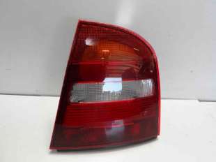 Recambio de piloto trasero derecho para skoda octavia berlina (1u2) 1997-1998 referencia OEM IAM 1U6945112A 103F19531510 SK02041