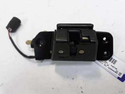 Recambio de cerradura maletero / porton para chevrolet lacetti 2005-2014 se referencia OEM IAM 96425932  