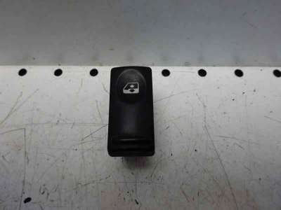 Recambio de mando elevalunas delantero derecho para renault 19 hatchback (b/c53) 1988- 1.9 diesel referencia OEM IAM   