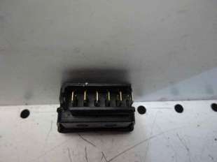 Recambio de mando elevalunas delantero izquierdo para renault 19 hatchback (b/c53) 1988- 1.9 diesel referencia OEM IAM    2