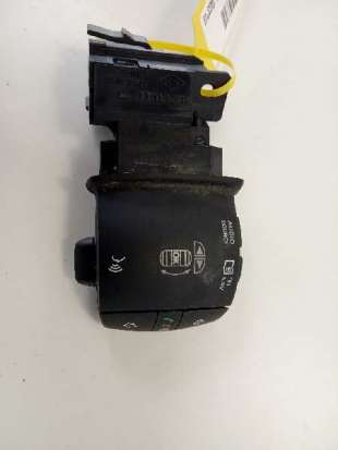 Recambio de mando volante para renault megane iii coupe 2008-2018 dynamique referencia OEM IAM 255520014R  