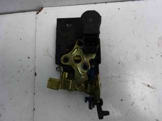 Recambio de cerradura puerta trasera derecha para daewoo nubira berlina 2003-2004 1.6 cat referencia OEM IAM   