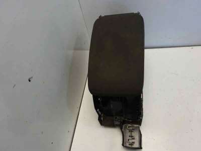 Recambio de apoyabrazos central para volkswagen golf vi (5k1) 2008-2012 advance bluemotion referencia OEM IAM   