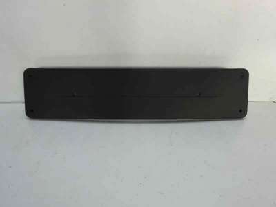 Recambio de molduras delanteras para mercedes-benz clase c (w204) berlina 2007-2011 referencia OEM IAM A2048170378  ME0291539