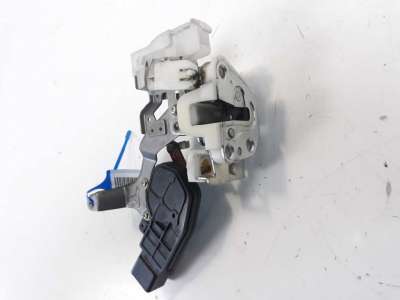 Recambio de cerradura puerta trasera derecha para toyota aygo (kgb/wnb) 2005-2015 city referencia OEM IAM 693300H011  