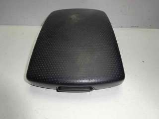 Recambio de apoyabrazos central para ssangyong korando 2003-2006 2.9 turbodiesel cat referencia OEM IAM   