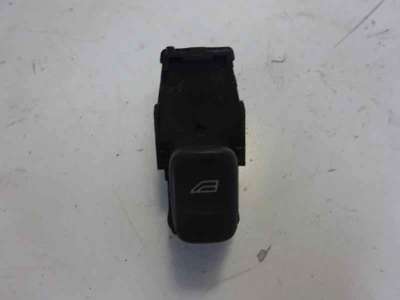 Recambio de mando elevalunas trasero derecho para volvo s40 berlina 1995-2005 1.6 referencia OEM IAM 30889757  