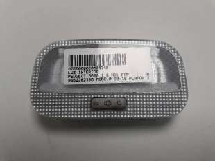 Recambio de luz interior para peugeot 5008 2009-2017 1.6 hdi fap referencia OEM IAM 9652262180  