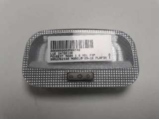 Recambio de luz interior para peugeot 5008 2009-2017 1.6 hdi fap referencia OEM IAM 9652262180  