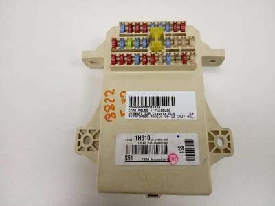 Recambio de caja reles / fusibles para hyundai i30 2007-2012 classic gls referencia OEM IAM 919502H500  