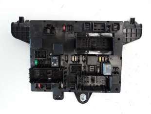 Recambio de caja reles / fusibles para opel astra j lim. 2009-2015 enjoy referencia OEM IAM 13343950 365927271 1110078AC