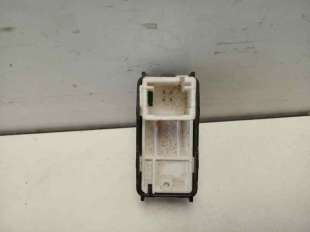Recambio de mando elevalunas delantero derecho para peugeot 2008 2013- referencia OEM IAM 96751115ZD IAF040107CP  2