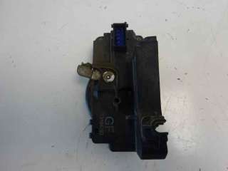 Recambio de cerradura puerta delantera derecha para opel meriva 2003-2008 cosmo referencia OEM IAM 13154792  