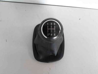 Recambio de pomo palanca cambio para volkswagen passat berlina (3b2) 1996-2000 referencia OEM IAM 3B0711113J POM40104 87160300