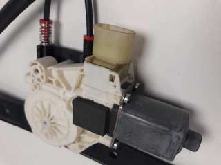 Recambio de elevalunas delantero derecho para ford mondeo ber. (ca2) 2007-2015 ghia referencia OEM IAM  106104116 