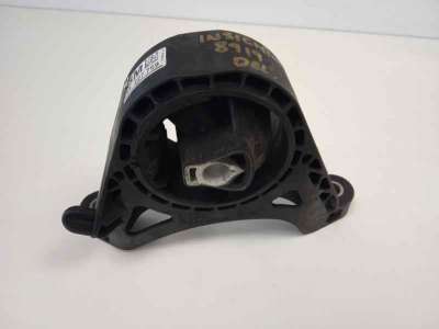 Recambio de soporte motor derecho para opel insignia berlina 2008-2017 cosmo referencia OEM IAM 13227769  