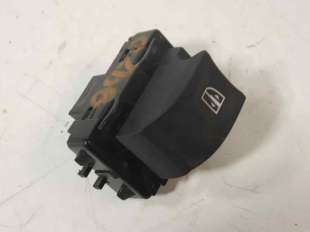 Recambio de mando elevalunas trasero derecho para renault megane iii berlina 5 p 2008-2016 dynamique referencia OEM IAM E3017632
