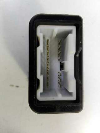 Recambio de interruptor para kia cee´d 2012-2018 drive referencia OEM IAM 96120-A2000  