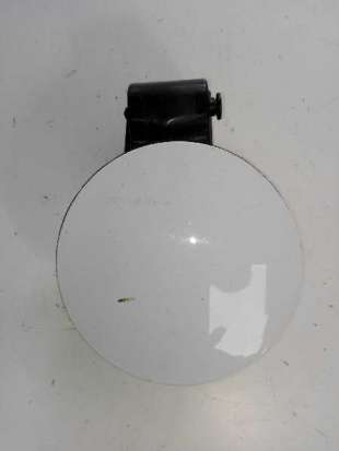 Recambio de tapa exterior combustible para kia cee´d 2012-2018 drive referencia OEM IAM 31030A2900  
