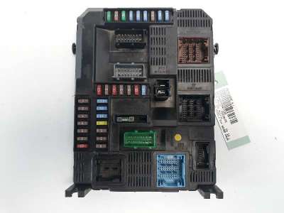 Recambio de caja reles / fusibles para peugeot 208 2012-2019 active referencia OEM IAM 9678355980 20130609 20558242
