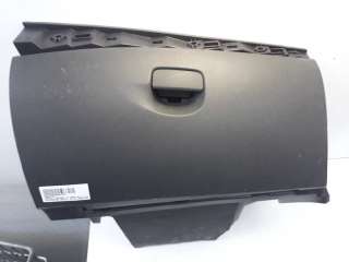 Recambio de guantera para renault megane iii berlina 5 p 2008-2016 dynamique referencia OEM IAM 681080020R  