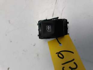 Recambio de mando elevalunas delantero derecho para renault clio iv 2012- dynamique referencia OEM IAM 254218614R IAF930017HQ EW
