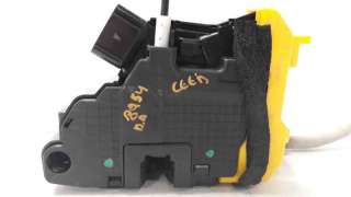 Recambio de cerradura puerta delantera derecha para kia cee´d 2006-2012 drive referencia OEM IAM 81320A2110  
